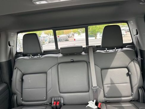 Used 2024 GMC Sierra 1500 SLT w/ SLT Premium Package AWD/4WD image 10