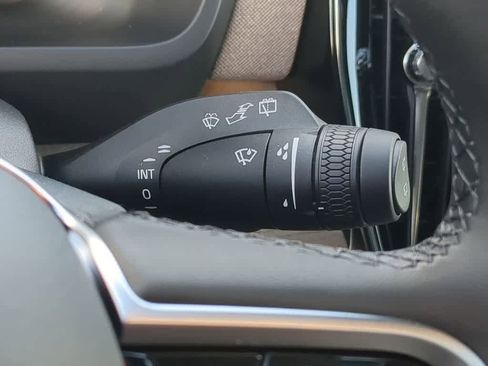 New 2026 Volvo XC90 B6 Plus w/ Protection Package Premier image 26