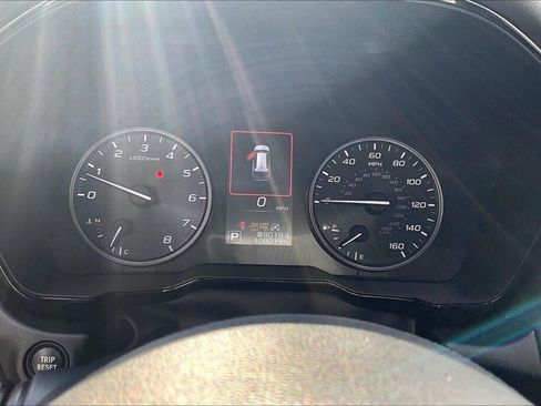 Used 2023 Subaru Outback Premium AWD/4WD image 8