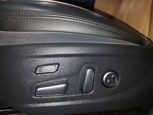 Used 2023 Hyundai Santa Fe Calligraphy w/ Cargo Package image 18