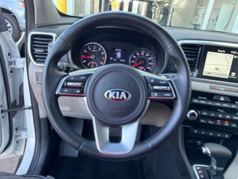 Used 2021 Kia Sportage EX w/ EX Technology Package FWD image 24