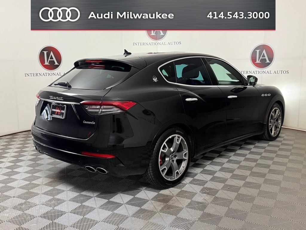 Used 2021 Maserati Levante AWD/4WD image 8