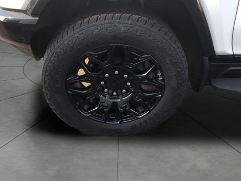 Used 2026 GMC Hummer EV SUV AWD/4WD image 33