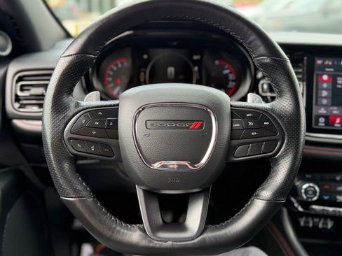 Used 2025 Dodge Durango GT AWD/4WD image 11