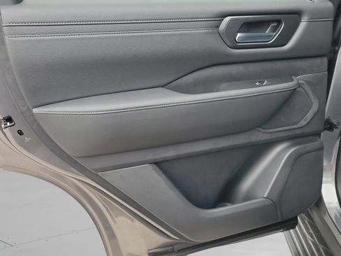 New 2026 Nissan Armada SV image 28