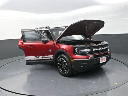 Used 2025 Ford Bronco Sport Outer Banks w/ Outer Banks Tech Package+ image 35