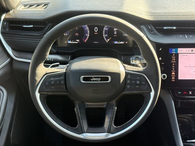 Used 2026 Jeep Grand Cherokee L Limited AWD/4WD image 14