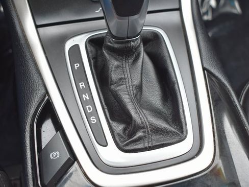 Used 2015 Ford Edge SEL w/ Equipment Group 201A image 29