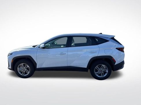 Used 2025 Hyundai Tucson SE AWD/4WD image 9