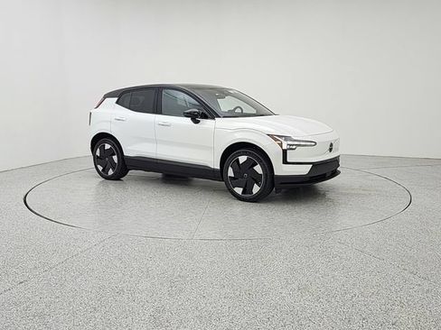 New 2026 Volvo EX30 Plus w/ Protection Package RWD image 3