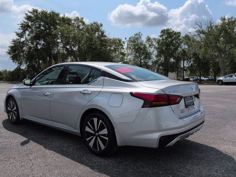 Certified 2020 Nissan Altima 2.5 SV FWD image 5