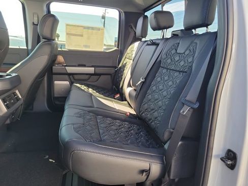 New 2026 Ford F250 Lariat w/ Black Appearance Package AWD/4WD image 16