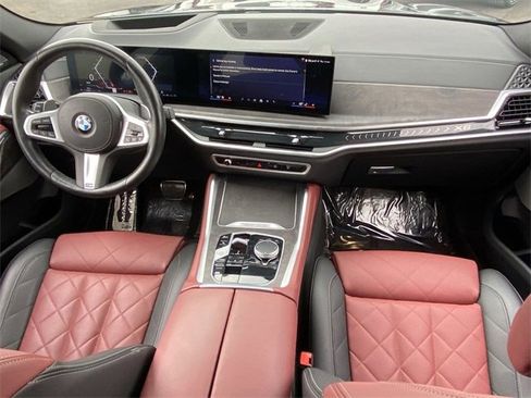 Certified 2024 BMW X6 xDrive40i w/ Premium Package image 17