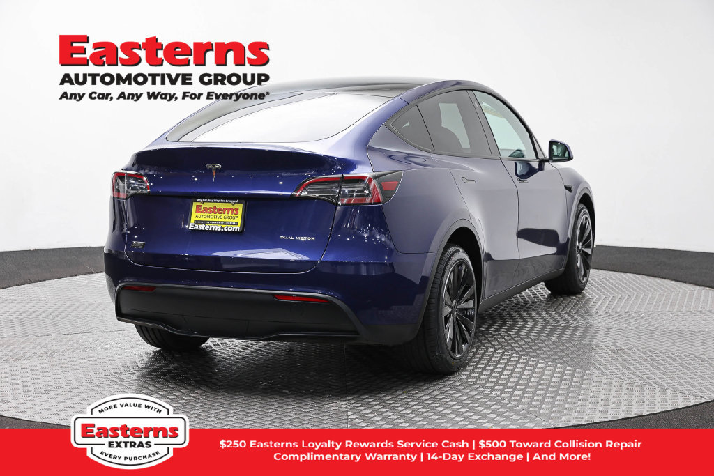 Used 2023 Tesla Model Y Long Range AWD/4WD image 6