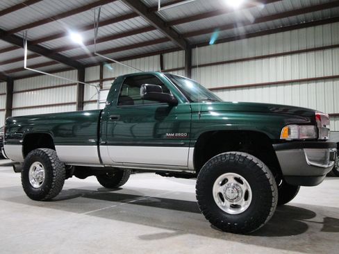 Used 2002 Dodge Ram 2500 Truck SLT image 15