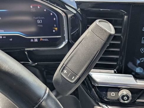 Used 2024 Chevrolet Silverado 2500 High Country w/ High Country Premium Package AWD/4WD image 26
