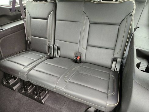 Used 2021 Chevrolet Suburban Premier AWD/4WD image 33