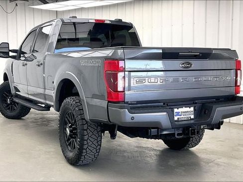 Used 2022 Ford F250 Lariat w/ Tremor Off-Road Package AWD/4WD image 11
