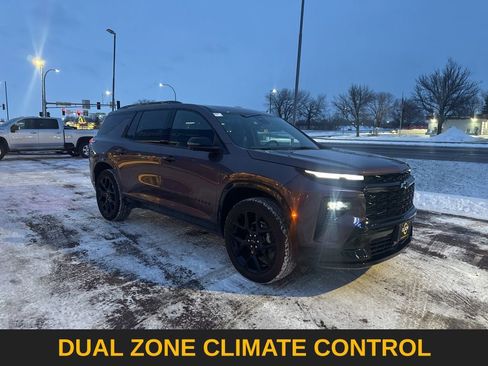 Certified 2025 Chevrolet Traverse RS w/ LPO, Floor Liner Package image 9