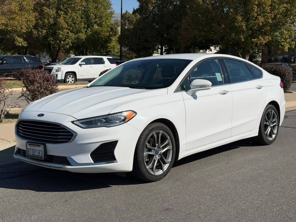 Used 2020 Ford Fusion SEL FWD image 1