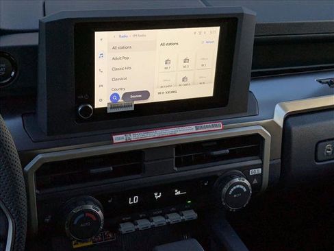 Used 2025 Toyota Tacoma SR5 image 14