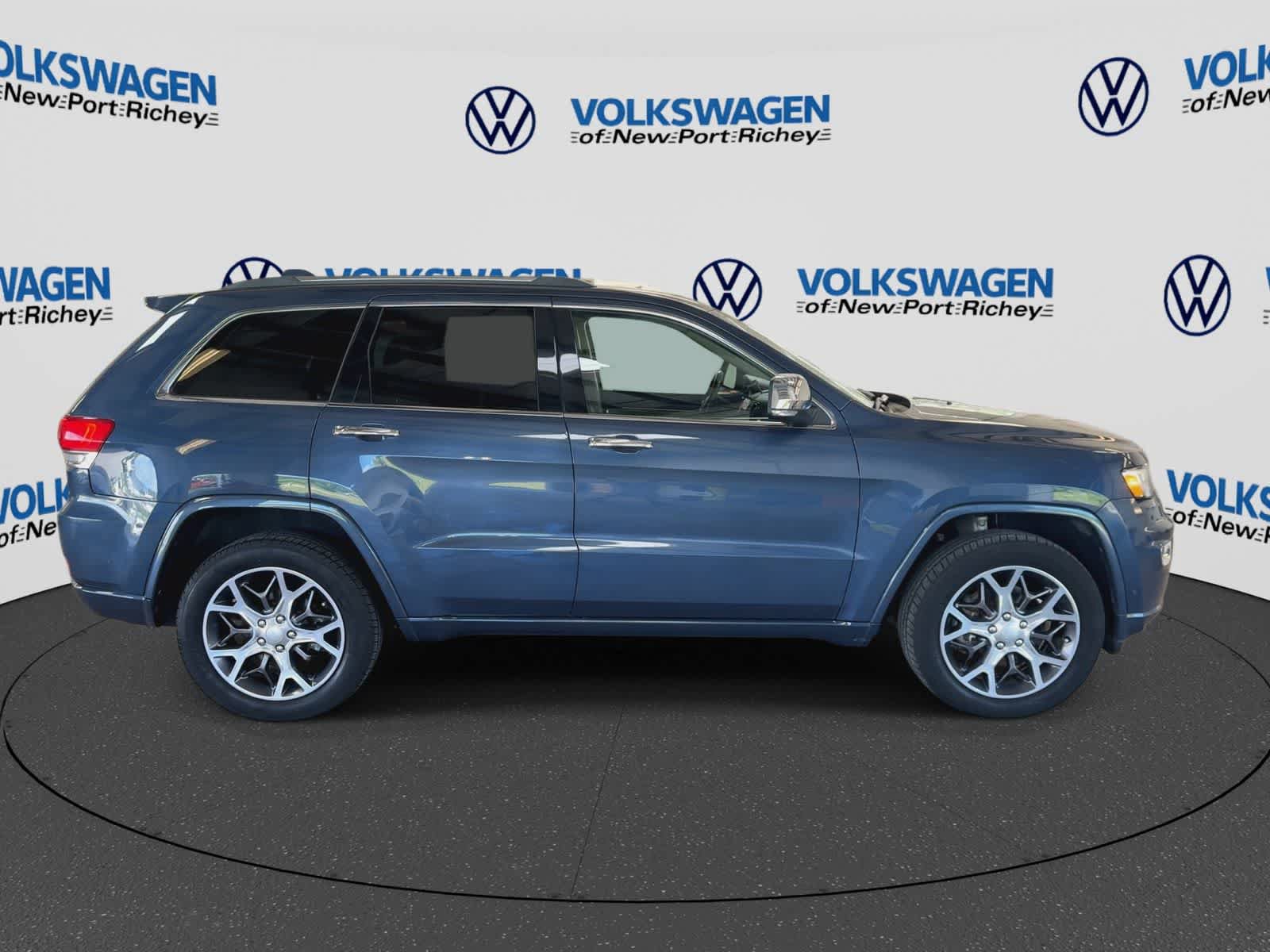 Used 2019 Jeep Grand Cherokee Overland AWD/4WD image 9