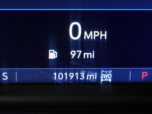 Used 2022 GMC Sierra 2500 SLE w/ X31 Off-Road Package image 26