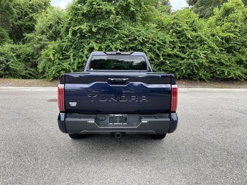 Used 2025 Toyota Tundra Limited AWD/4WD image 8