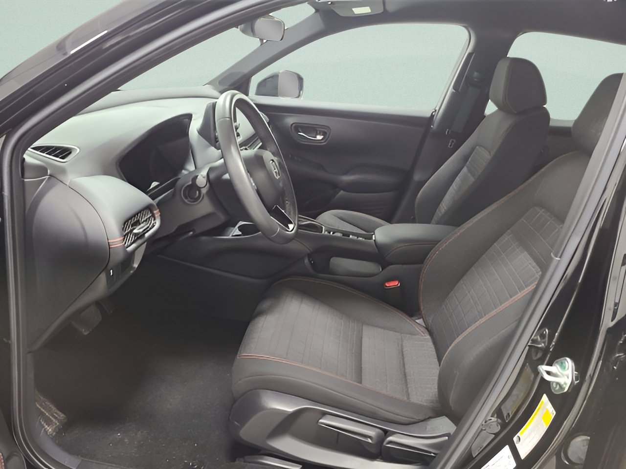 Used 2024 Honda HR-V Sport image 17