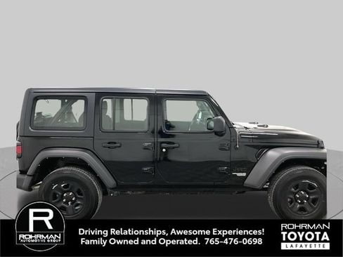 Used 2021 Jeep Wrangler Unlimited Sport AWD/4WD image 9