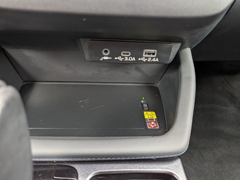 Used 2026 Subaru Forester Premium AWD/4WD image 33