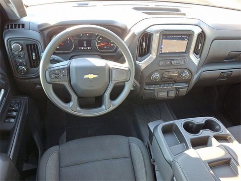 Used 2024 Chevrolet Silverado 1500 Custom image 11