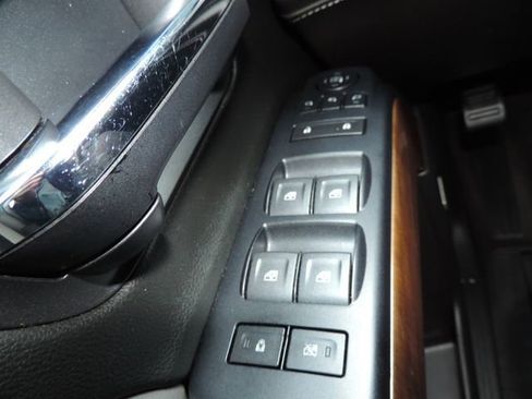 Used 2017 Chevrolet Silverado 1500 LTZ w/ Sport Package image 26