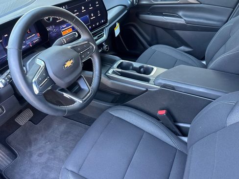 Used 2026 Chevrolet Equinox EV LT w/ Comfort Package AWD/4WD image 11