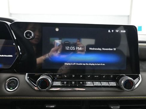 New 2026 Chevrolet Colorado ZR2 w/ Off-Road Front Bumper Package image 15