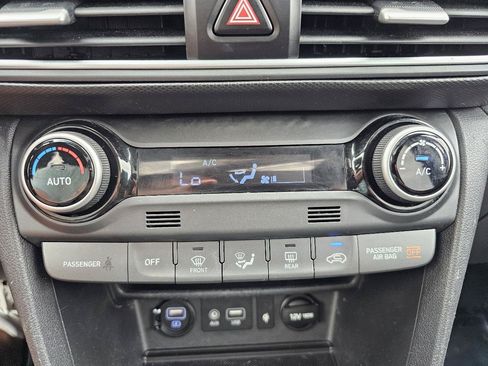 Used 2019 Hyundai Kona Ultimate FWD image 20