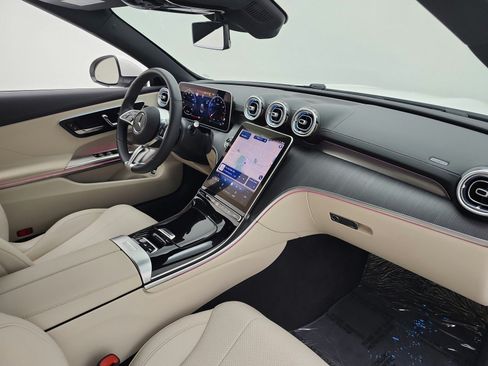 Certified 2025 Mercedes-Benz CLE 300 4MATIC Cabriolet image 21