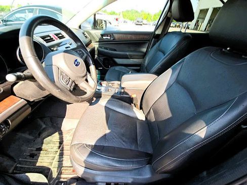 Used 2016 Subaru Outback 3.6R Limited AWD/4WD image 8