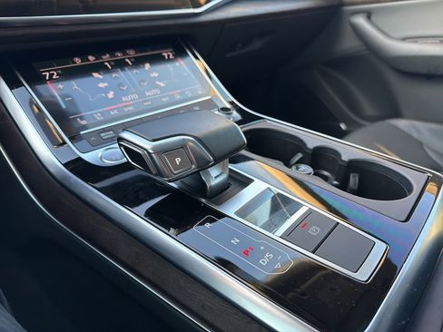 Used 2020 Audi Q8 Premium Plus w/ Premium Plus Package image 15