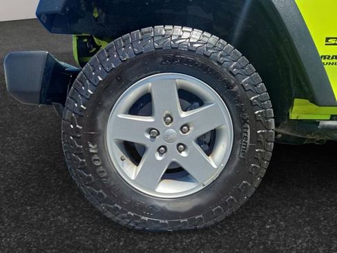 Used 2016 Jeep Wrangler Unlimited Sport w/ Quick Order Package 24S AWD/4WD image 4