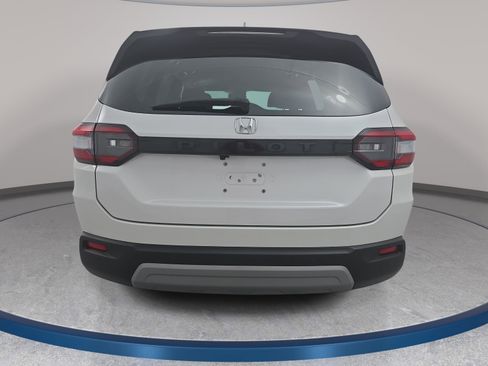 Used 2024 Honda Pilot EX-L image 6