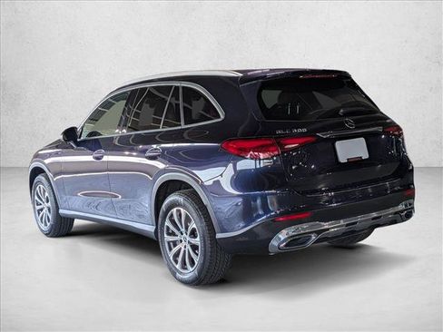 Used 2024 Mercedes-Benz GLC 300 4MATIC image 8