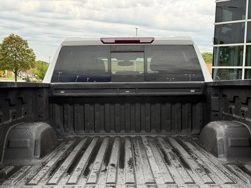 Used 2019 Chevrolet Silverado 1500 LTZ w/ LTZ Plus Package AWD/4WD image 9