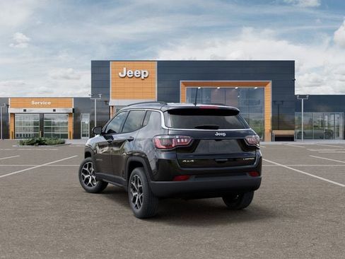 Used 2026 Jeep Compass Limited AWD/4WD image 3
