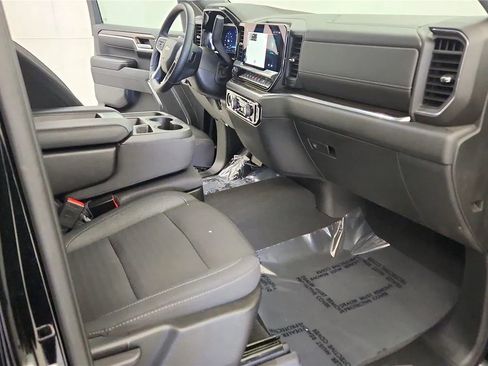 Used 2023 Chevrolet Silverado 1500 LT AWD/4WD image 35