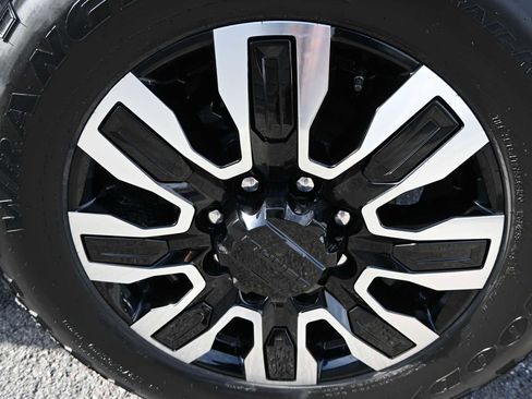 New 2026 GMC Sierra 2500 Denali Ultimate image 40