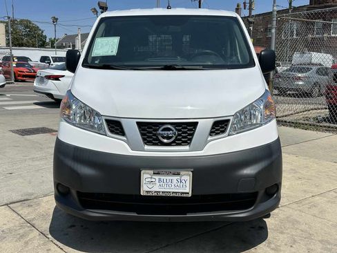 Used 2019 Nissan NV200 S image 2