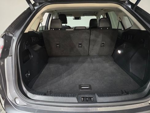 Used 2022 Ford Edge Titanium image 37