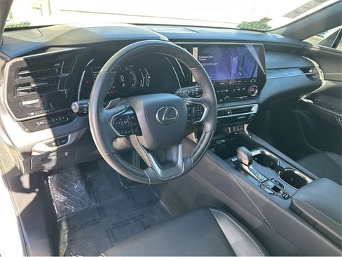 Used 2023 Lexus RX 350 Premium image 7