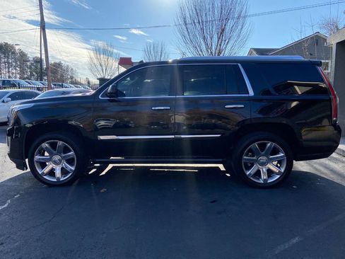 Used 2015 Cadillac Escalade Premium image 9